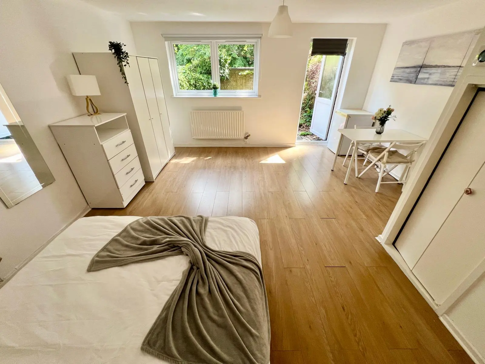 Double room near Mudchute DLR 
